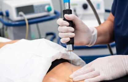 The QUANTUM RF method: a scarless facelift powered by radiofrequency — Rive Droite Paris Étoile clinic journal
