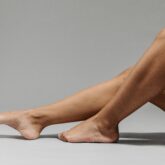 Lipoaspiration des jambes pour remodeler les chevilles et mollets